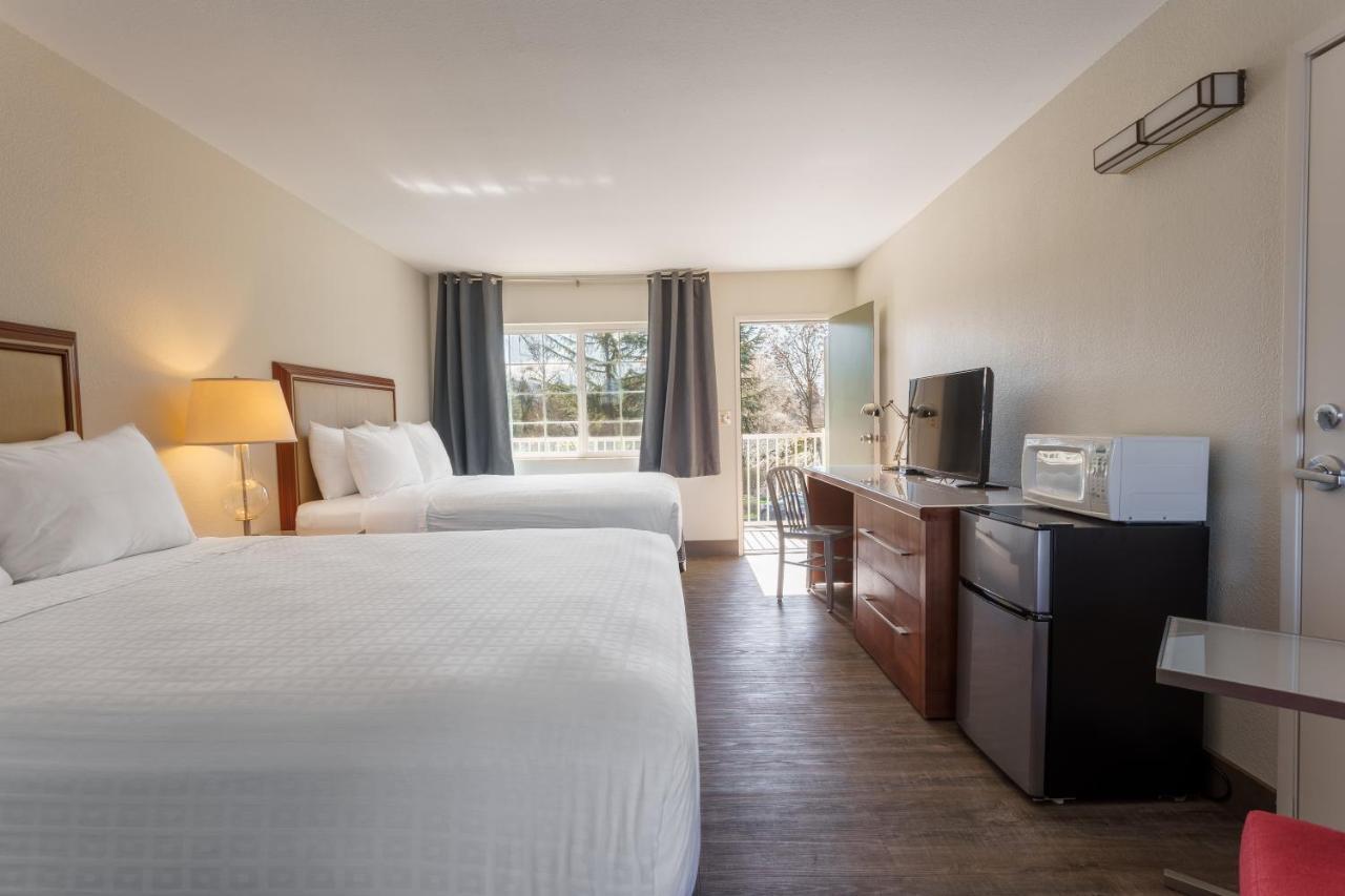 Riverfront Inn Roseburg Kültér fotó