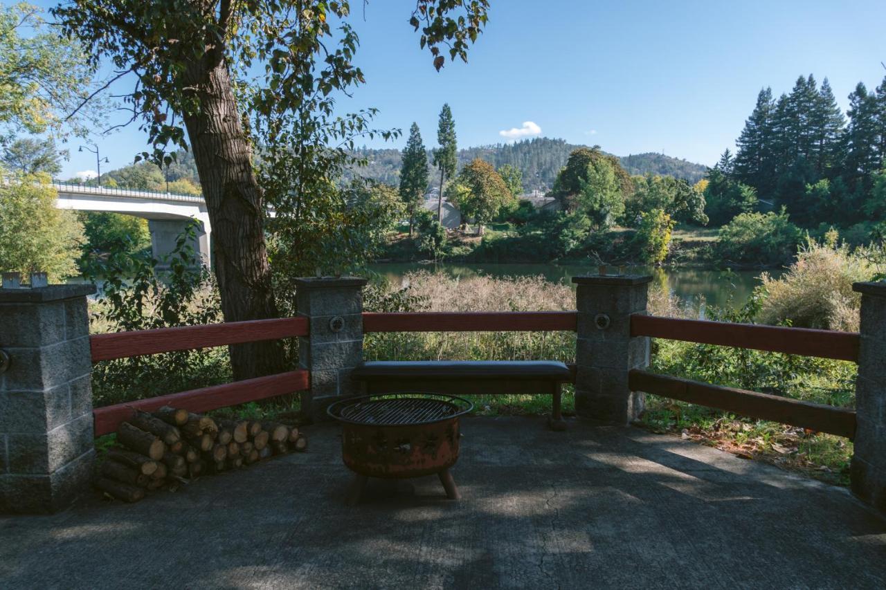 Riverfront Inn Roseburg Kültér fotó